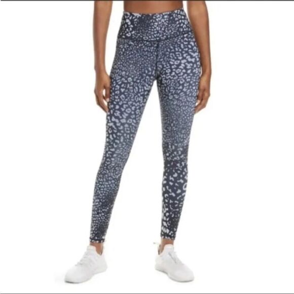 IVL Collective Leggings Womens Medium Blue Black Into the Wild Leopard Size 6 - Picture 1 of 5